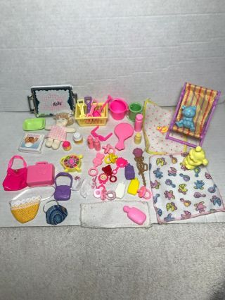 Mattel Barbies Little Sister Kelly & Friends Accessories Beach Chair & More