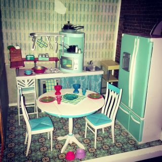 Barbie Fashion Fever Kitchen Play Set Food Accessories Refrigerator Table Chair