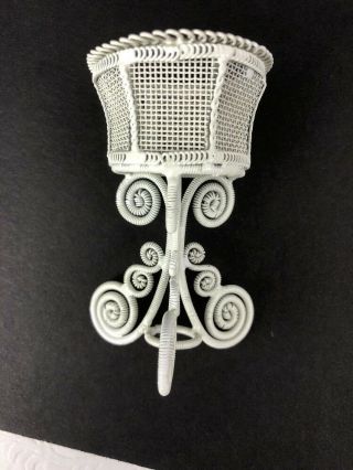Dollhouse Miniature White Wire Plant Stand Victorian Style 1:12 3