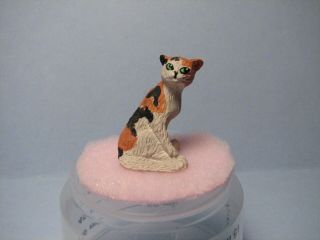 Dollhouse Miniature Orange Black & White Money Cat On A Pink Rug