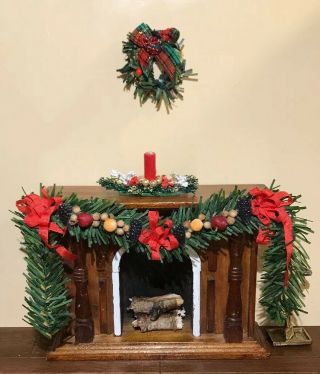 Miniature Dollhouse Fireplace W/christmas Swag Garland Centerpiece Wreath Logs,