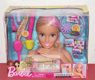 Barbie Color And Style Deluxe Styling Head 25 Piece Set (package Damage)
