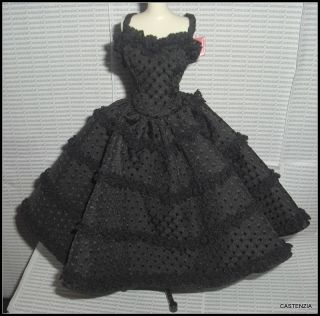 Top Barbie Mattel Black Enchantment Silkstone Black Evening Dress Gown Accessory