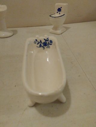 Dollhouse Miniatures PORCELAIN White with blue flowers Bathroom Set Japan 2