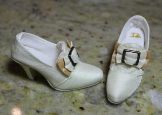 Volks Sdgr Dd High Heel Cloth Shoes With Bow Detail -