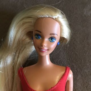 BAYWATCH BARBIE DOLL Red Swimsuit Long Blonde Hair 2