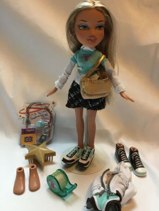 Bratz Class Back To School Cloe Doll Clothing,  Accessories,  Complete