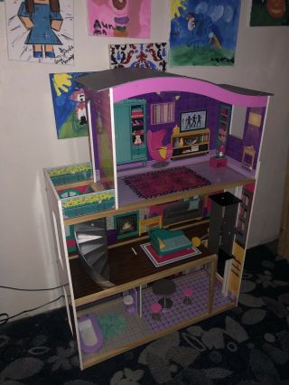 Local Pick - Up Only Barbie Mansion With Elevator