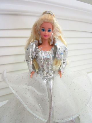 1992 Happy Holidays Barbie Doll Dress 90s 3