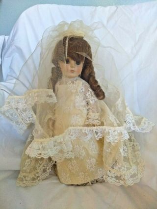 Bru J Bride Doll 1985 C.  Y.  A.  14 1/2 " Tall Lukahea