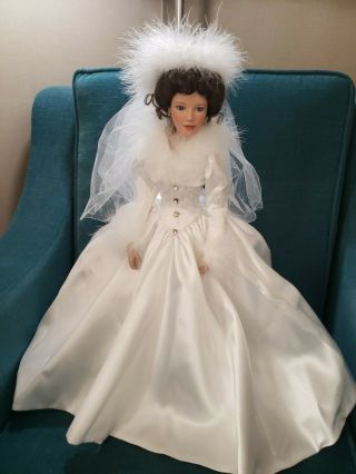 Ashton Drake Galleries Winter Romance Porcelain Bride Wedding Doll Bilotto 20 "