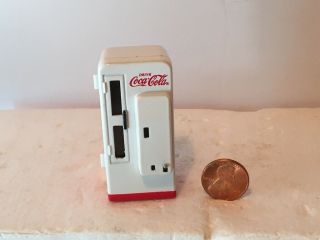 Dollhouse Miniatures Coca - Cola Vending Machine 2 1/4 " Tall Coke
