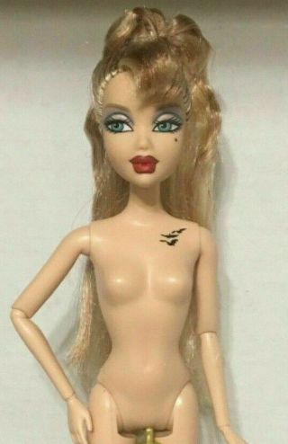 Barbie My Scene Masquerade Madness Delancey Doll Long Hair Pony Tail Joint Ooak