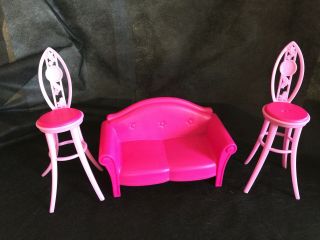 Barbie Accessory Hot Pink Plastic Loveseat And 2 Chairs