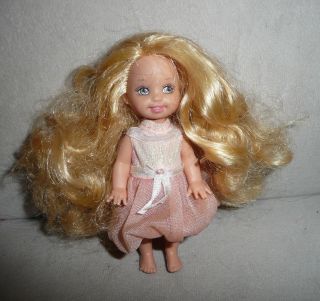 2005 Barbie And The Magic Of Pegasus Kelly Cloud Princess Doll & Dress