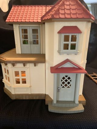 Calico Critters Epoch Sylvanian Townhouse,  Lights & Furniture,  Pre - Owned