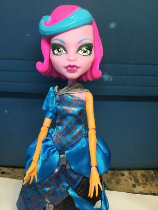 2011 Mattel Monster High Doll Pink Head Bald W/ Wig Orange Arms & Legs 11” H