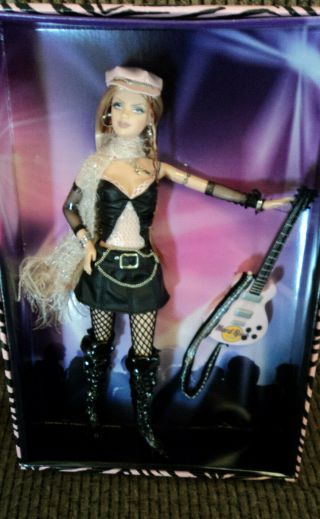 2004 2 Hard Rock Cafe Barbie Nrfb