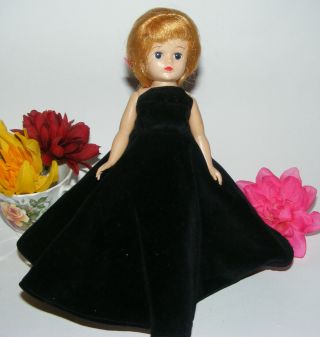Vintage Vogue Jill Doll Wearing Outfit 7517 Black Velvet Gown And Pink Slip