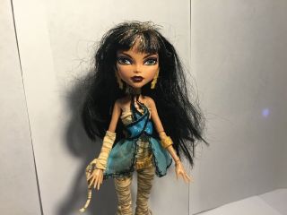 MONSTER HIGH CLEO DE NILE FIRST WAVE DOLL & ACCESSORIES Earrings Shoes Outfit 2