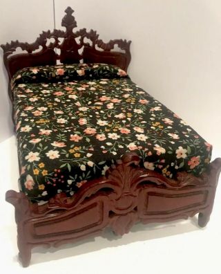 Bespaq Mahogany Bed W/ Ornate Headboard & Footboard Dollhouse Miniature 1:12