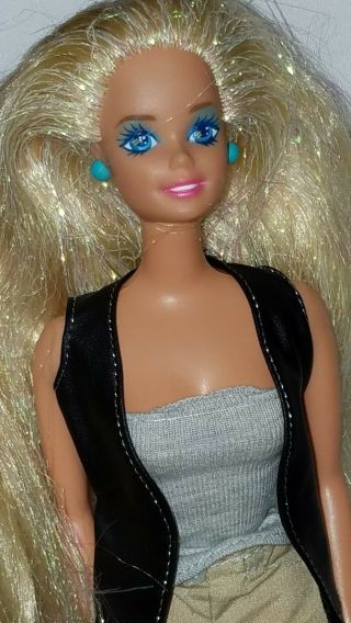 1976 Barbie Doll Blonde With Blue Eyes Mattel 2