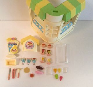 Sylvanian Families Calico Critters Waffle Crepe House Shop Retired 3