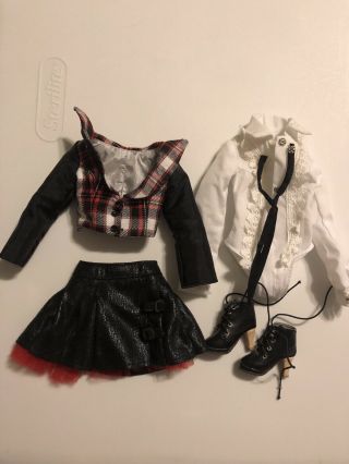 Metro Girl Outfit Only