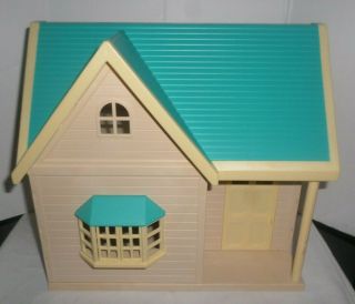 Calico Critters Sylvanian Families Applewood Cottage House With Ladder