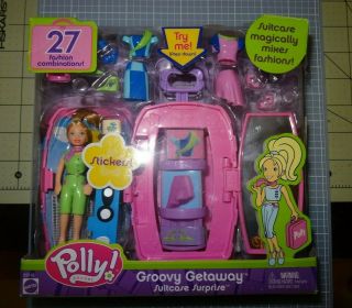 Polly Pocket Groovy Getaway Suitcase Polly Surprise Playset Set 2003 B3516