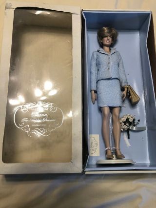 Diana The People’s Princess In Blue Boucle Suit N Box Franklin 16”
