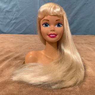Barbie | Styling Head | - Long Blonde Hair | Blue Eyes | 1988 | Mattel