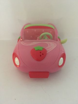 ❤️Strawberry Shortcake Convertible Car with Figure And Hat Pink Red Green 2008 2