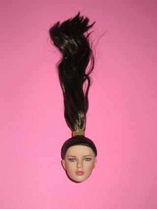 Tonner - Diana Prince Golden Princess 16 " Fashion Doll Head