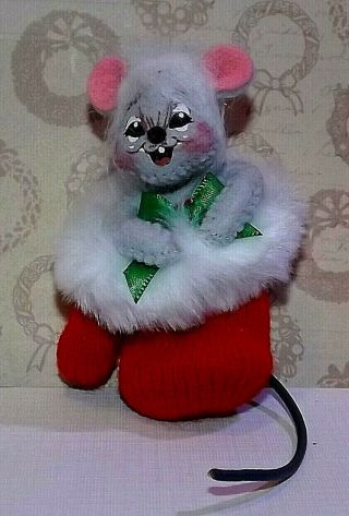 Annalee Mouse In A Knitted Mitten Xmas Ornament Pin