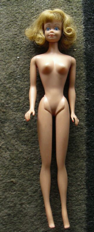 Vintage 1962 Mattel Japan Blonde Barbie Midge 7 Doll With Straight Legs