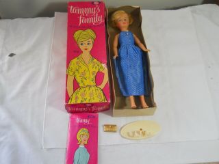 Vintage Mom Tammy Doll Ideal Toy Company W - 23 - L & W - 13