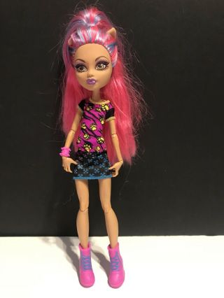 Monster High Doll Howleen Wolf Creepateria W/ Pink Hair & Accessories