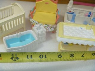 FISHER PRICE MATTEL LOVING FAMILY DOLL HOUSE FURNITURE CRIB BATH CHANGING TABLE 2