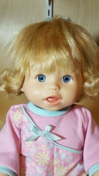 2006 Little Mommy 15 " Tall Walk And Giggle Doll By Mattel