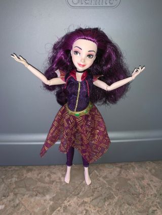 Disney Descendants Genie Chic Mal 11 - Inch Doll Hasbro Loose