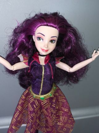 Disney Descendants Genie Chic Mal 11 - Inch Doll Hasbro Loose 2