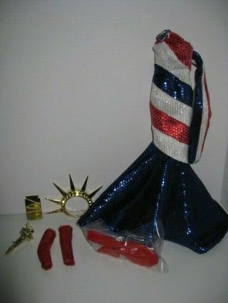 Statue Of Liberty Barbie Outfit - 1995 Fao Schwarz - Complete