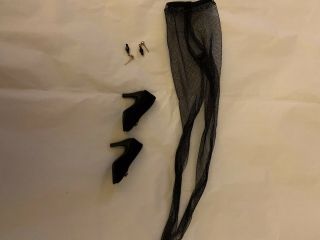 Tonner Tyler Wentworth Black Suede Shoes,  Black Stockings And Earrings
