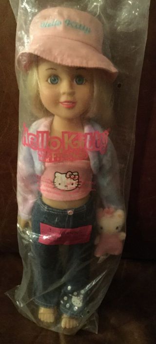 Hello Kitty Friends Sanrio 15 " Doll Julie 2001 Avon Exclusive Christmas No Bag