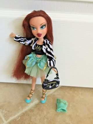 Bratz Princess Roxxi Doll Redhead Zebra Jacket Purse Tops Tutu Shoes