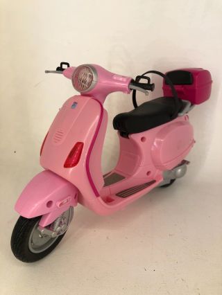 Mattel - Barbie - Blue Vespa Scooter / Bike / Motorbike - Accessories