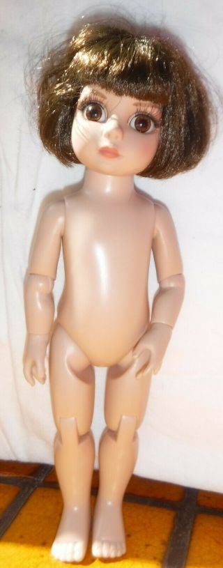 Nude Effanbee Doll: Modern: (2000 