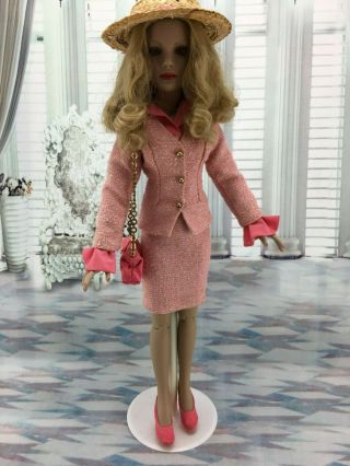 Tonner 18 " Kitty Collier In A Pink Suit
