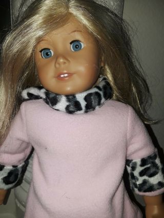 American Girl Doll - Blonde Hair and blue Eyes 2
